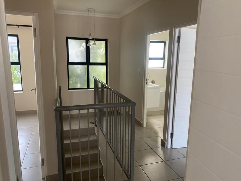 3 Bedroom Property for Sale in Silver Oaks Western Cape